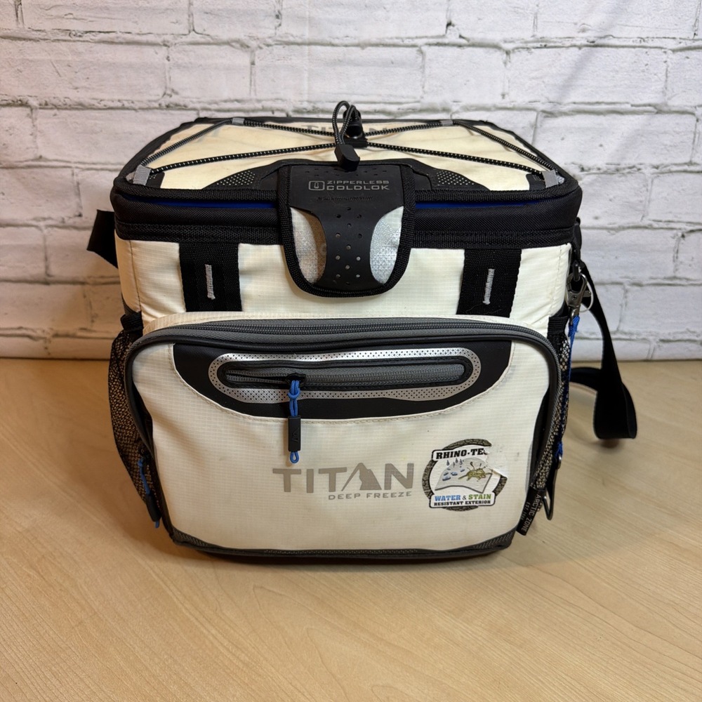 Arctic Zone Titan Deep Freeze Zipperless Cooler, White Preowned